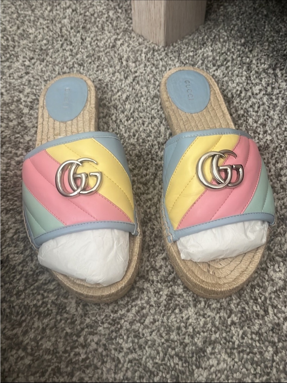 Gucci Pastel espadrille sandals size 39 fits women’s 8.5-9